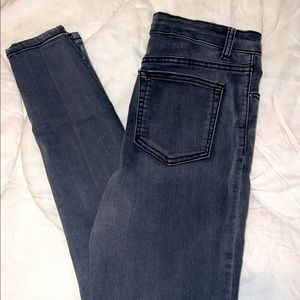 Pretty little things Faded black skinny jeans high rise